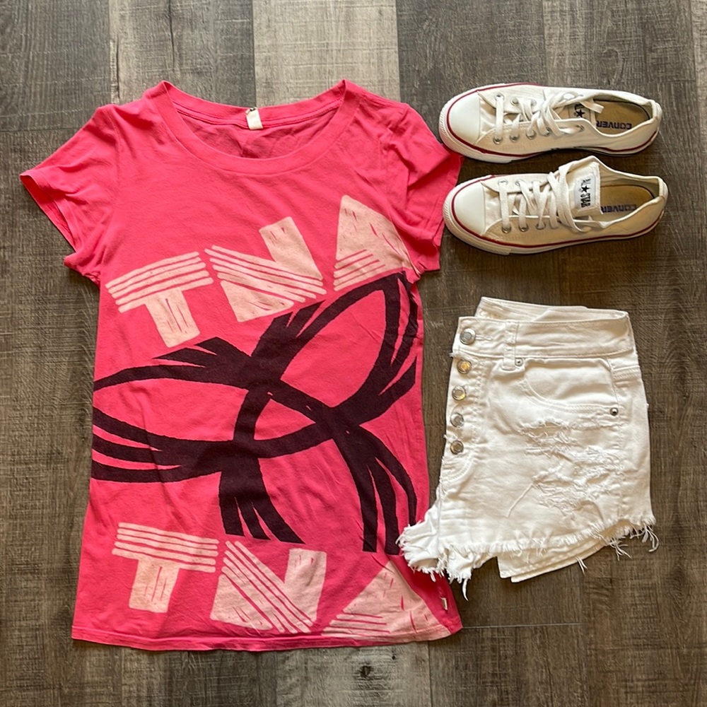 TNA TEE